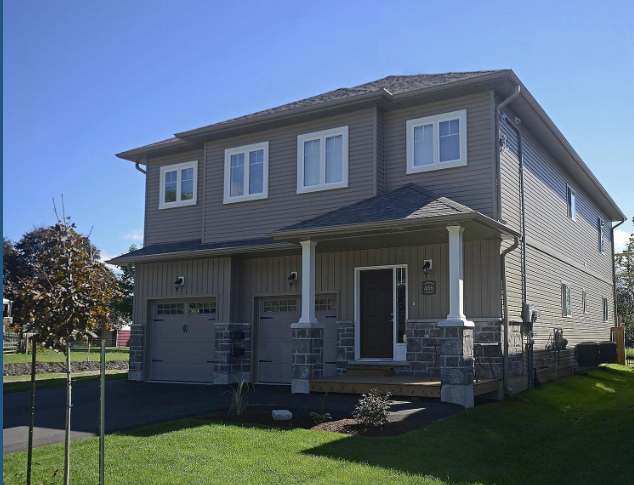 Executive Suite at 51 Mary St, Elora, Ontario